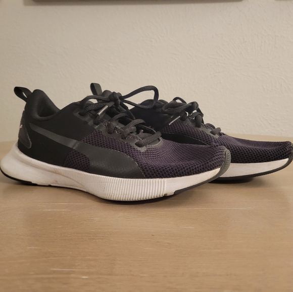 Puma Athletic Shoes Sz 6.5 - Picture 1 of 12